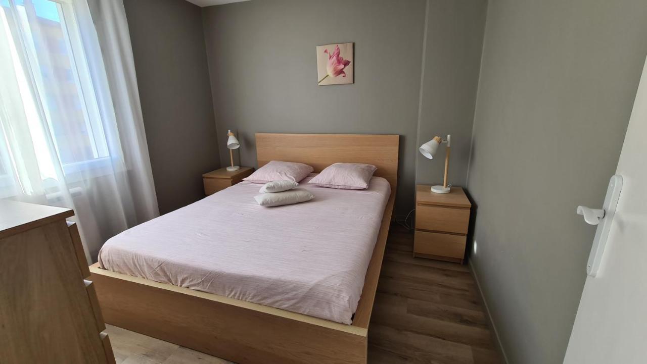 Appartement Moderne De 54 M, 2 Chambres La Seyne-sur-Mer Exterior foto